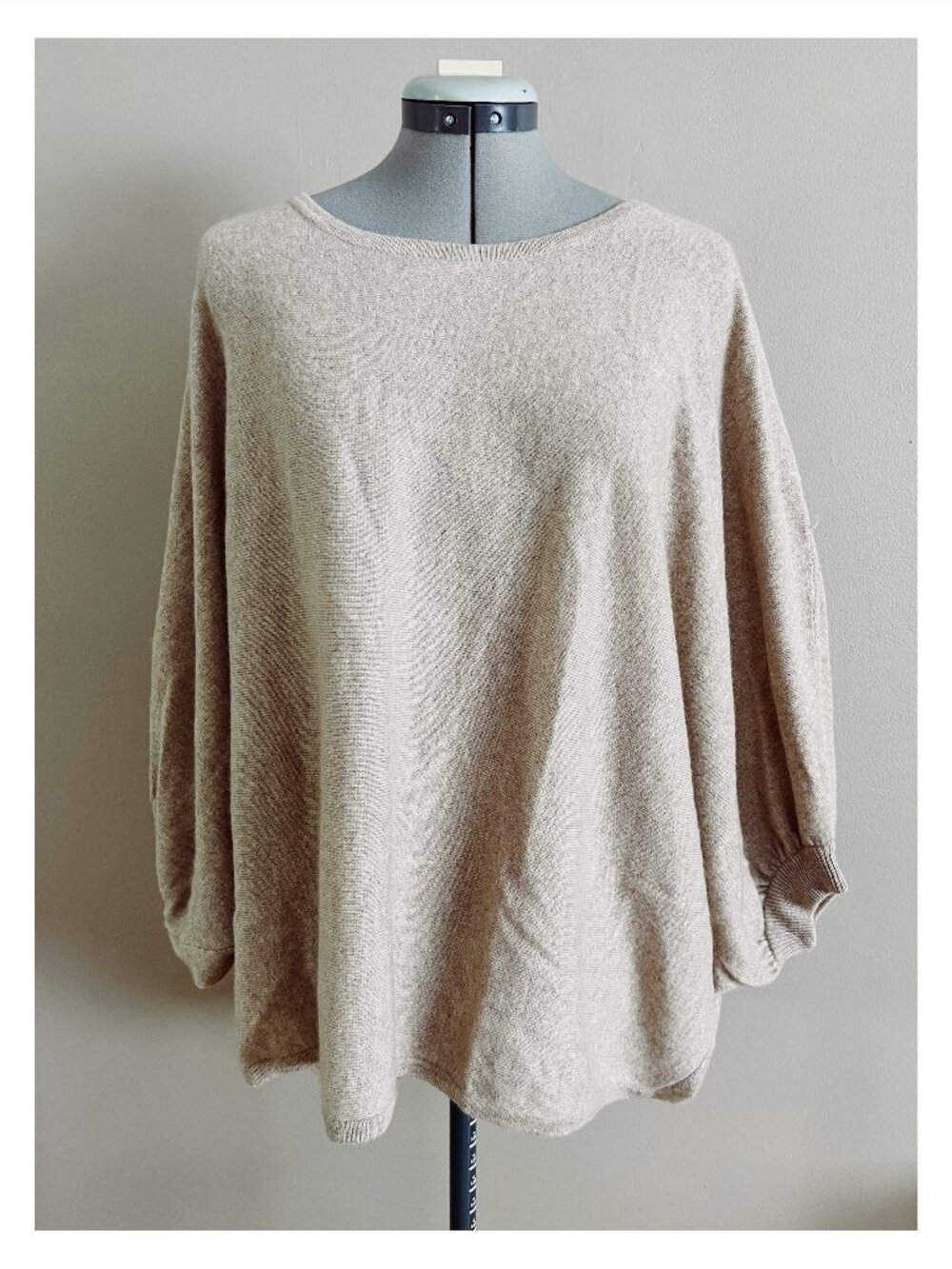 NWT Garnet HIll Sz L Cahmere Capelet Poncho Batwing Sweater Linen Color